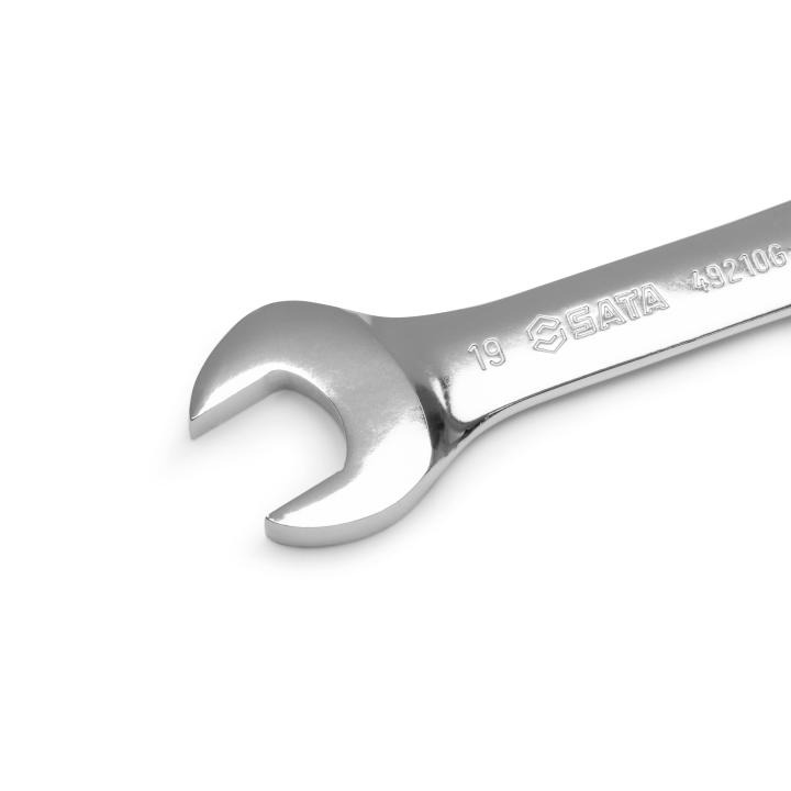 SAT_ST08418G_IMG_PART_03